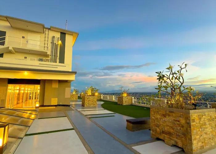 Elegant Style 1br Sunset View 10th Floor Sonora Garden Residences Apartahotel Manila
