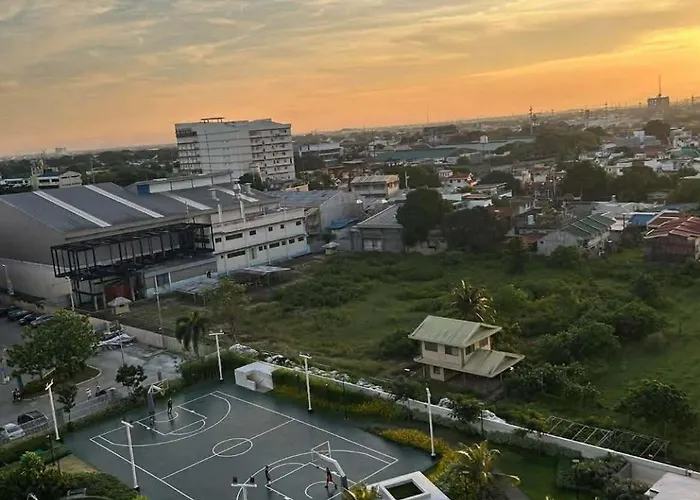 Apartahotel Elegant Style 1br Sunset View 10th Floor Sonora Garden Residences Manila