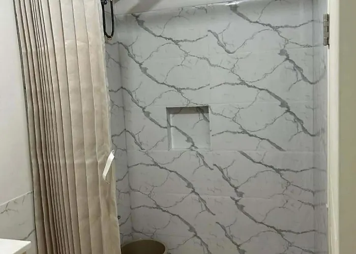 Elegant Style 1br Sunset View 10th Floor Sonora Garden Residences 3* Manila